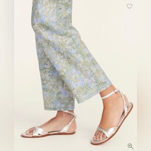 JCREW Sorrento Twist-strap Silver Sandals in Leather. Size 7. NWOT!